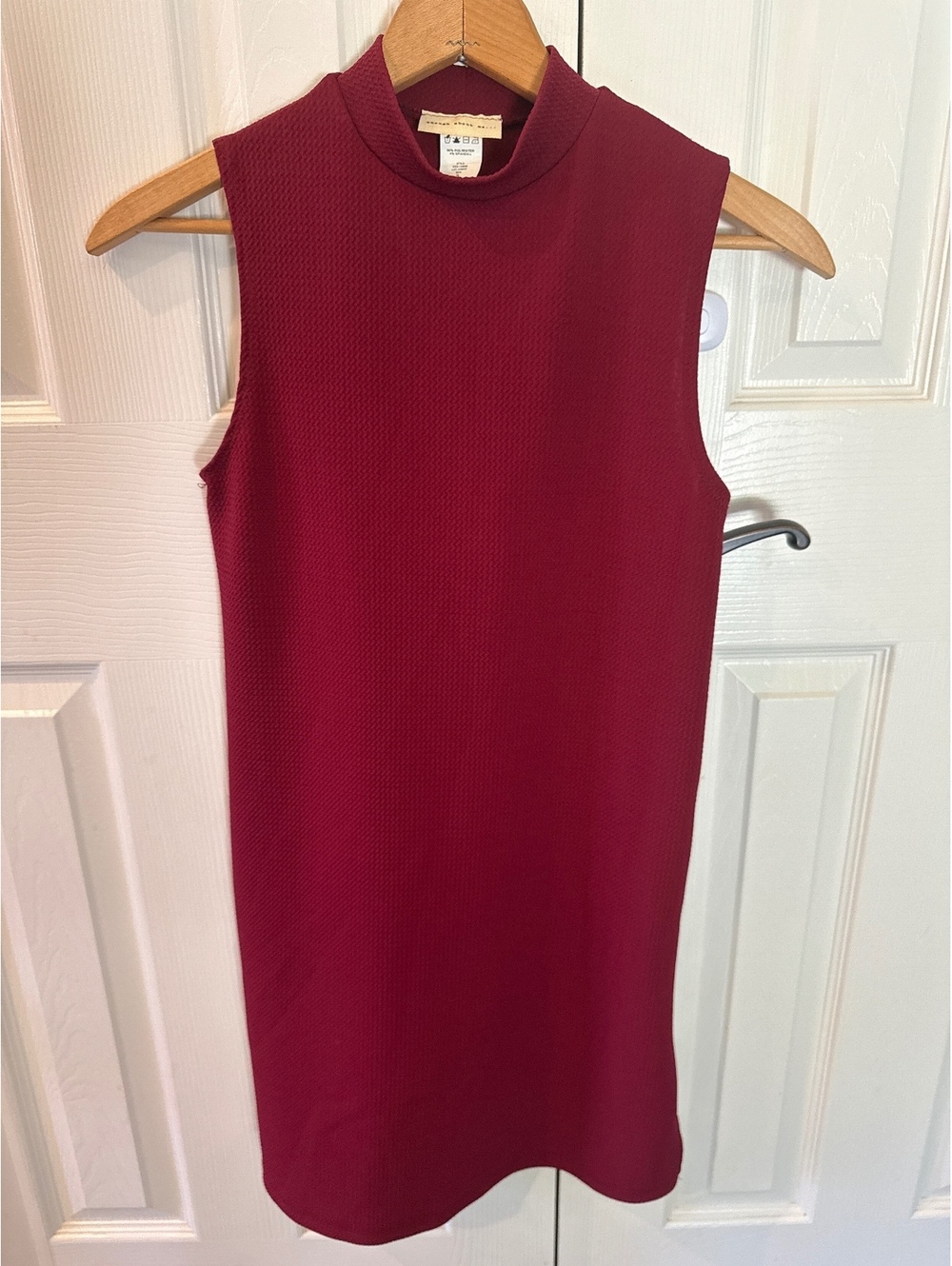 Sleeveless Burgundy Mock Neck Dress Size Small